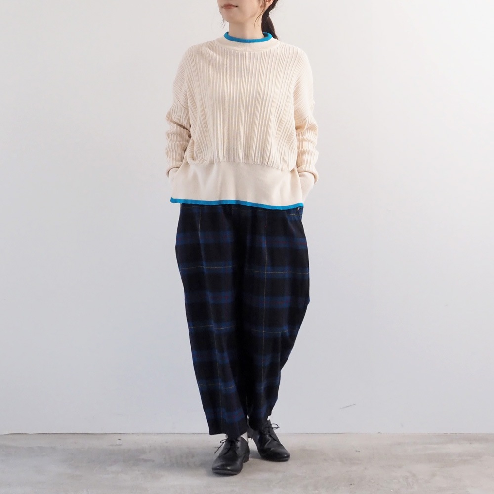 NARU(ナル) Hidamari Cotton ワイドリブバイカラーコモドニット 670710BF