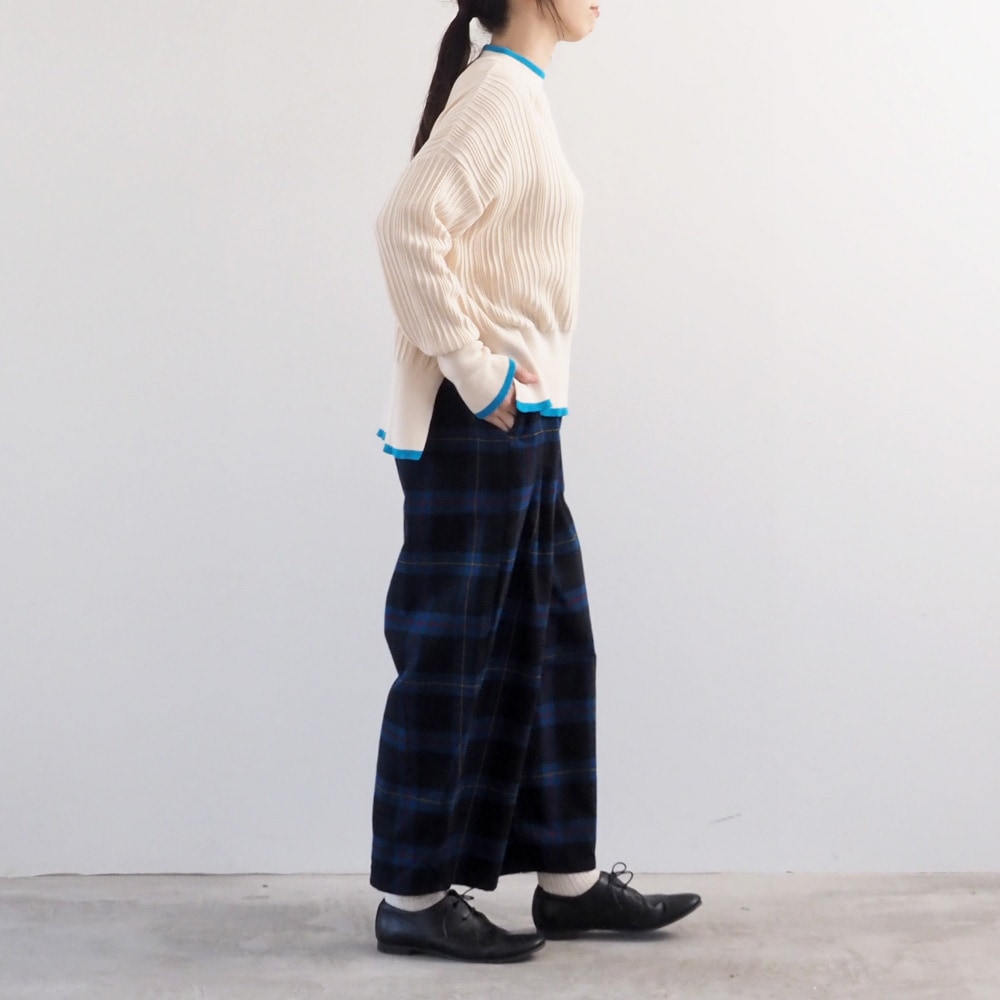 NARU(ナル) Hidamari Cotton ワイドリブバイカラーコモドニット 670710BF