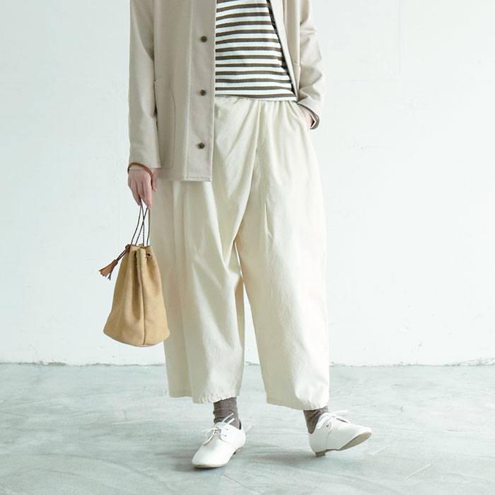 9月25日販売開始<br>キナリノ掲載期間限定 20%off<br>NARU × 村上きわこ × チェルシー舞花<br>2020秋冬 大人の抜け感コーデ