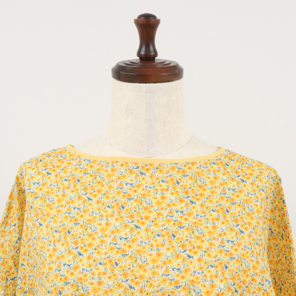 NARU(ナル) ミラクルウェーブリバティプリント(Day's Eye) バトーブラウス7分袖(2way) 661856