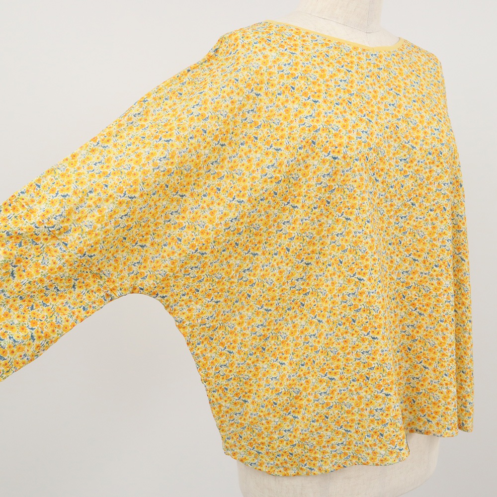 NARU(ナル) ミラクルウェーブリバティプリント(Day's Eye) バトーブラウス7分袖(2way) 661856