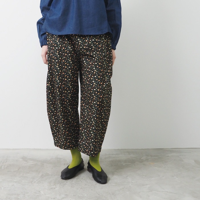 NARU(ナル) アンティークフラワーブロード エッグパンツ 654927