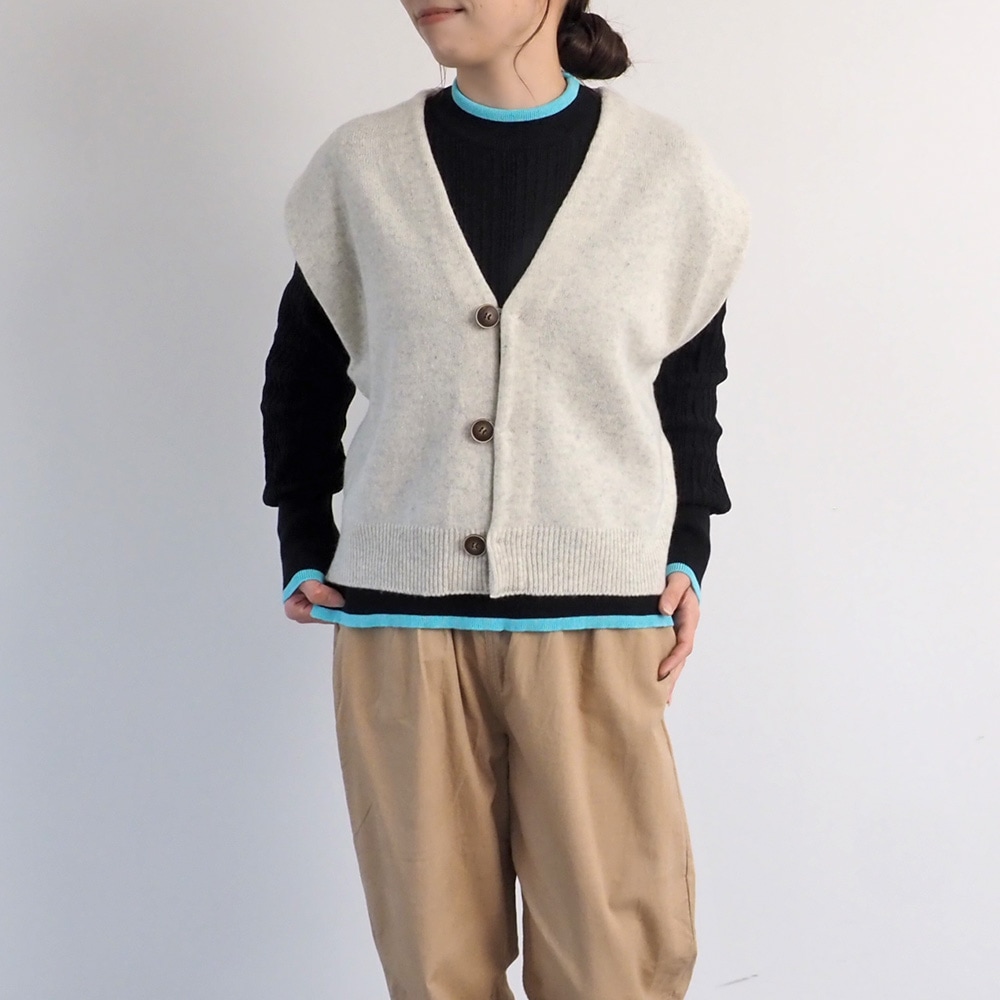 NARU(ナル) タスマニアラム クロップドカーディーベスト 668600