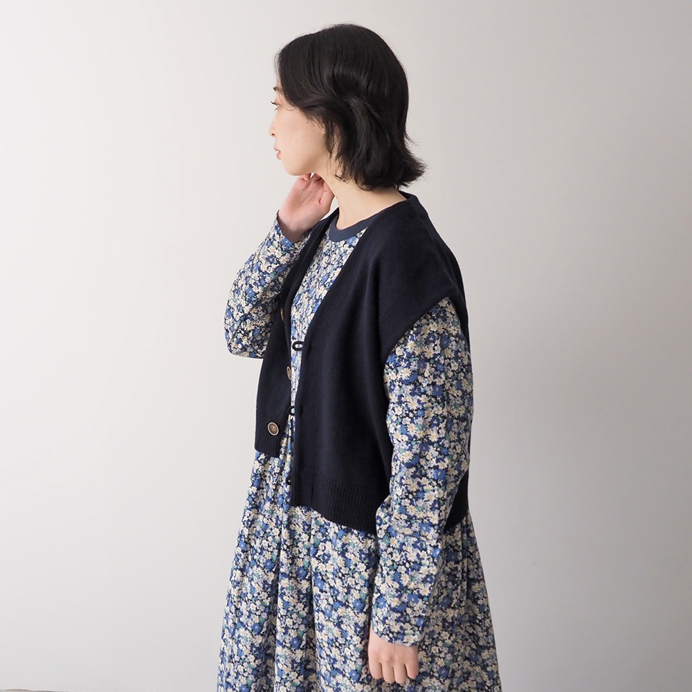 NARU(ナル) タスマニアラム クロップドカーディーベスト 668600