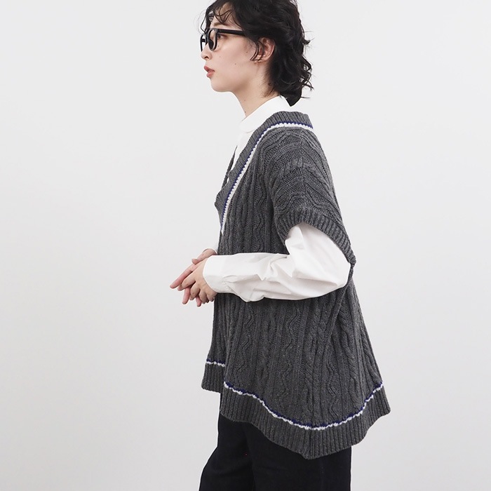 Curensology アラン チルデン ニット ベスト　アイボリー Curensology アラン チルデン ニット ベスト アイボリー - メルカリ