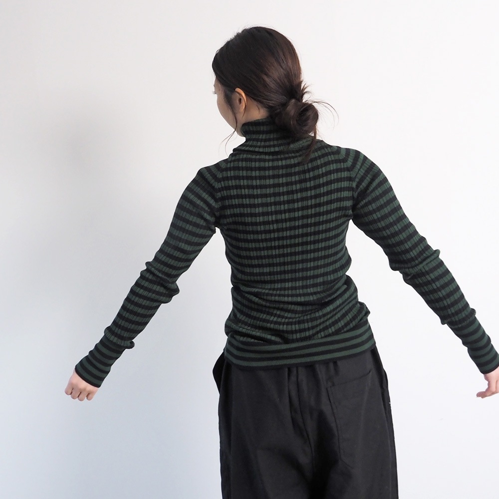 NARU(ナル) 綿コーマ　ランダムリブBDタートルネックセーター 650703
