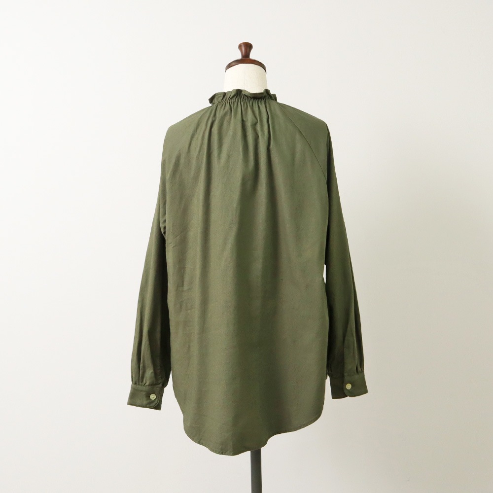 NARU(ナル) 30ビエラワッシャー フリルネックシャツ 665856