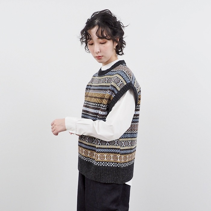 NARU(ナル) リシェス フェアアイル柄 ニットベスト 652710