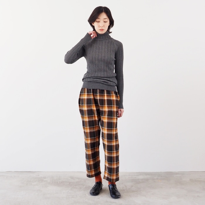 新色入荷！NARU(ナル） コットンランダムリブニットタートル 650701