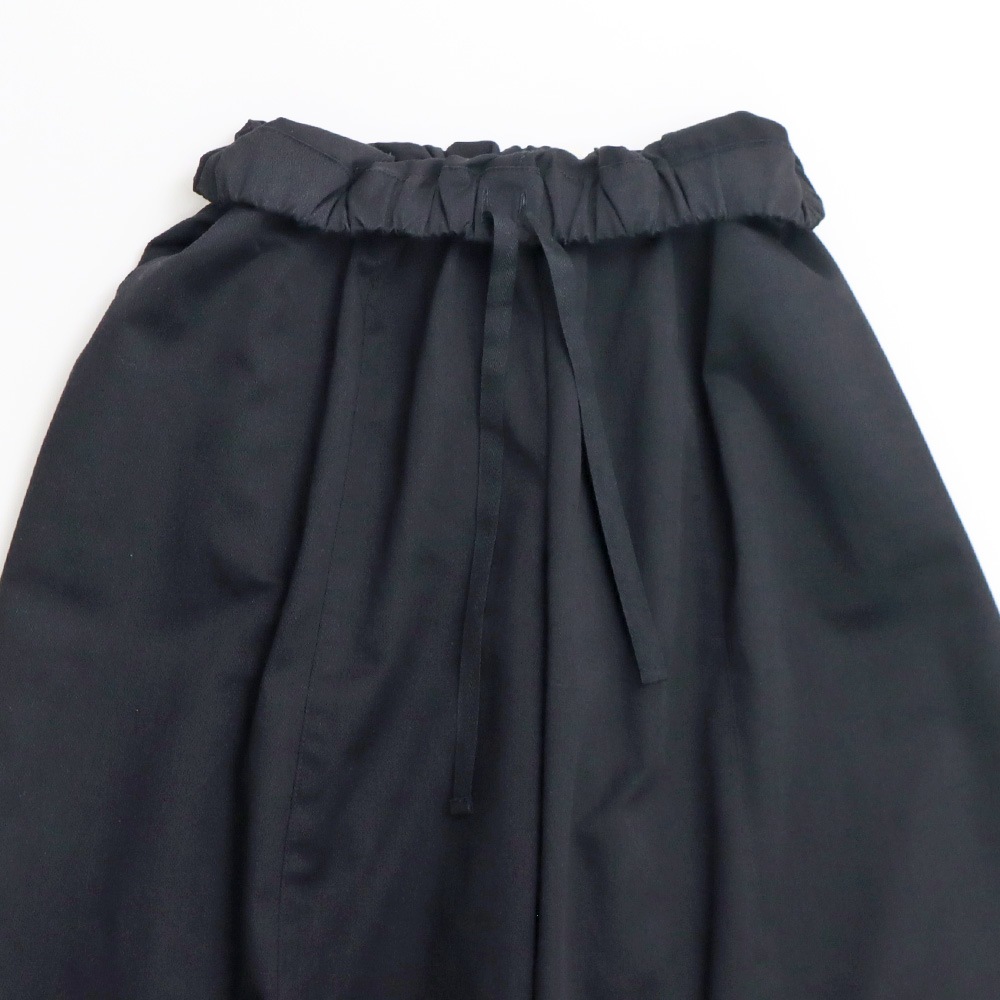 【aiさんコラボ】NARU(ナル) ポリエステルコットンツイルストレッチ コクーンパンツ