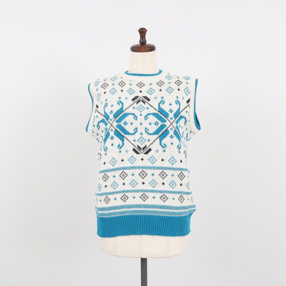 NARU(ナル) コンパクトヤーン 雪柄ケーブルベスト 666400