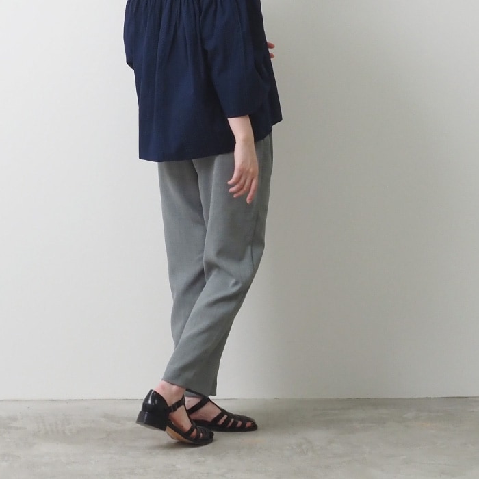 NARU(ナル) リネンライクリノシャンブレー スリムパンツ 654941