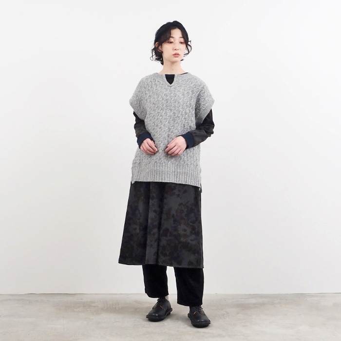 NARU(ナル) 21コーデュロイオーバーダイプリント ワンピース 656825