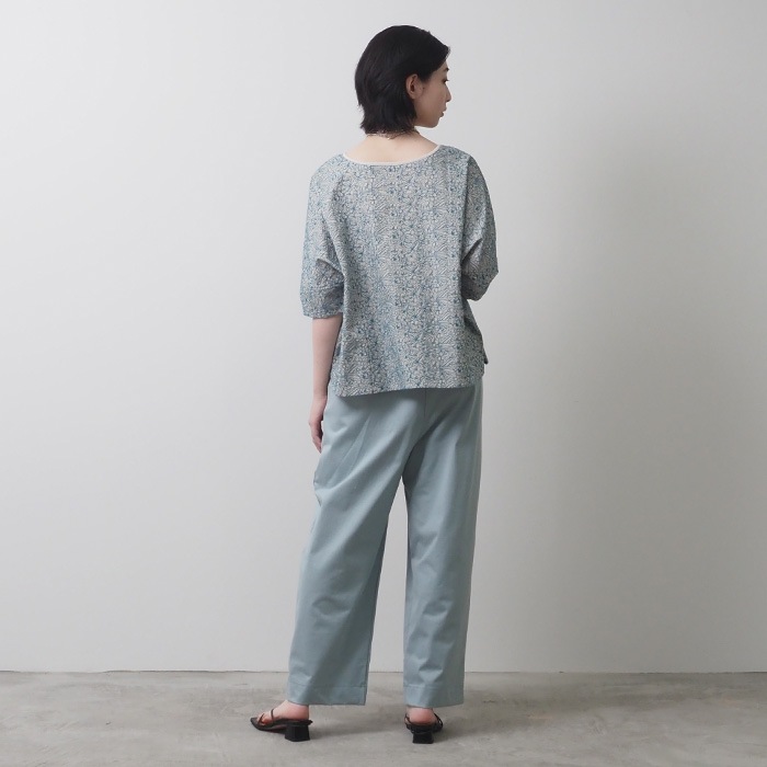 NARU(ナル) 60sローン花柄刺繍 バトーブラウス 654935