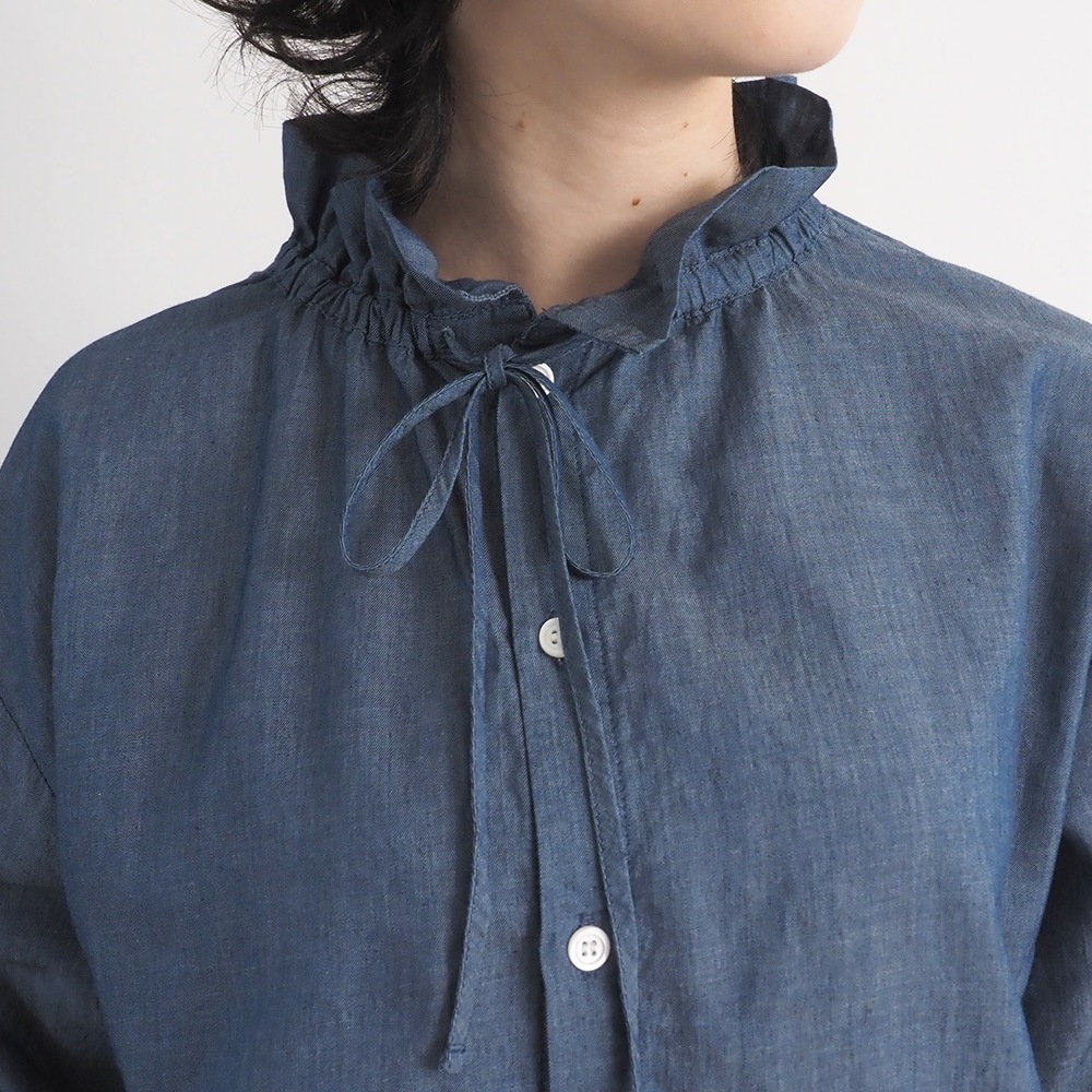 【予約】【あさこさんコラボ】NARU(ナル) 2.25デニム フリルネックブラウス 6S-ask-225D