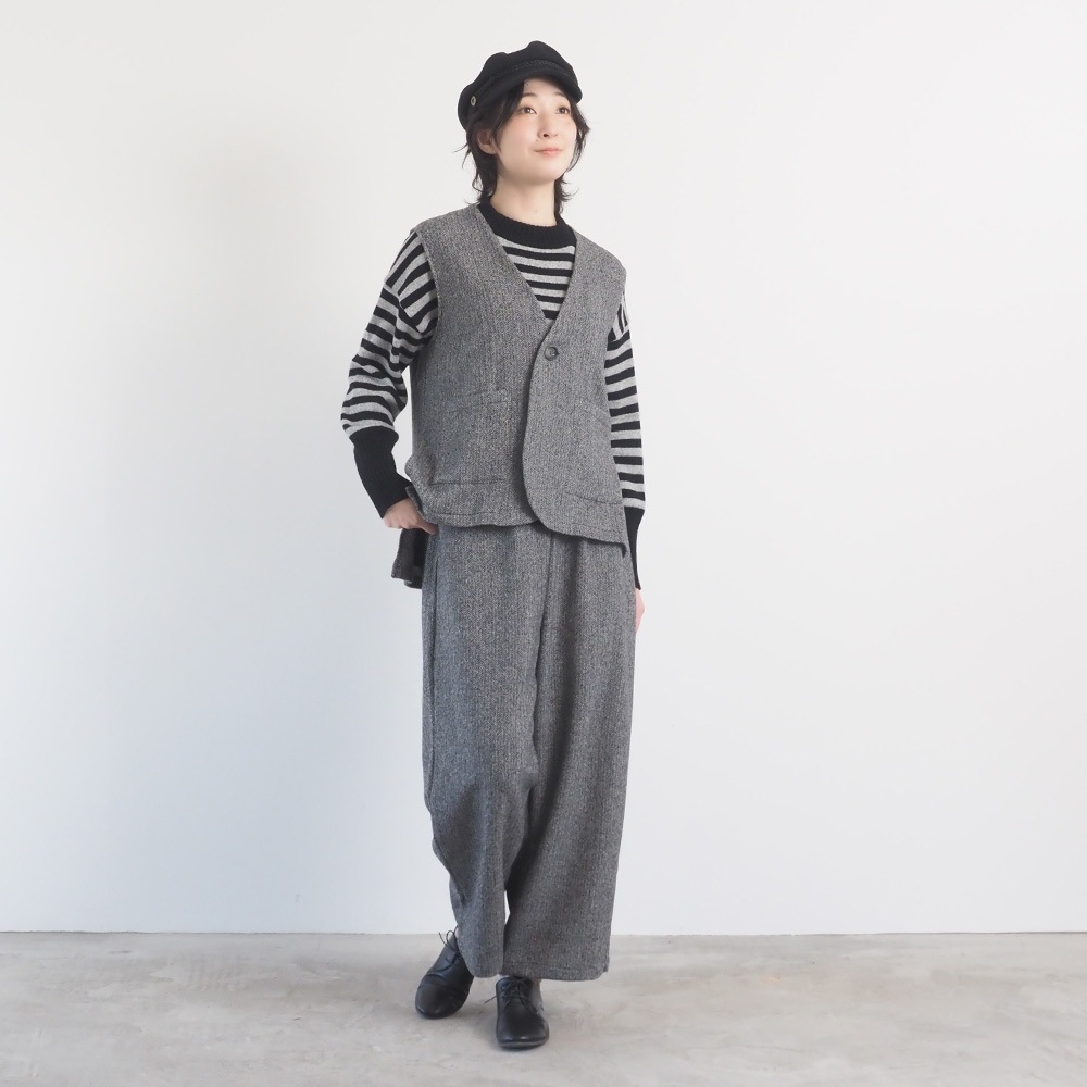 NARU(ナル) ヘリンボーンネップツイード スリットベスト 669902