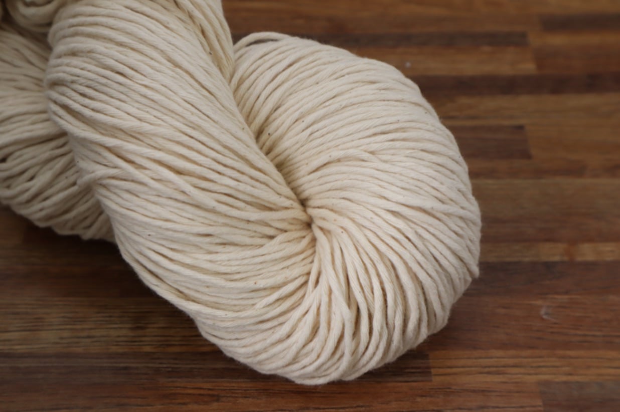 10×24 綿糸片撚(カード糸)