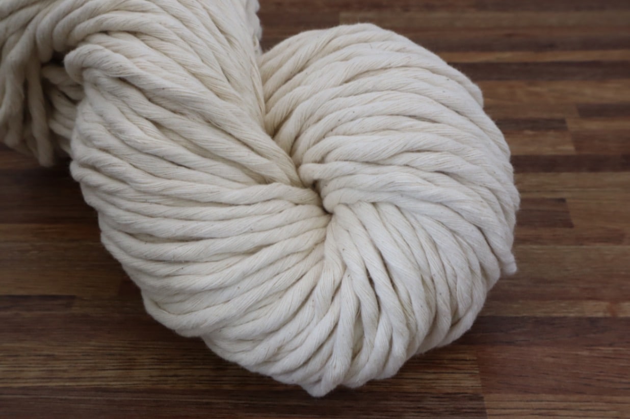 10×90 綿糸片撚(カード糸)