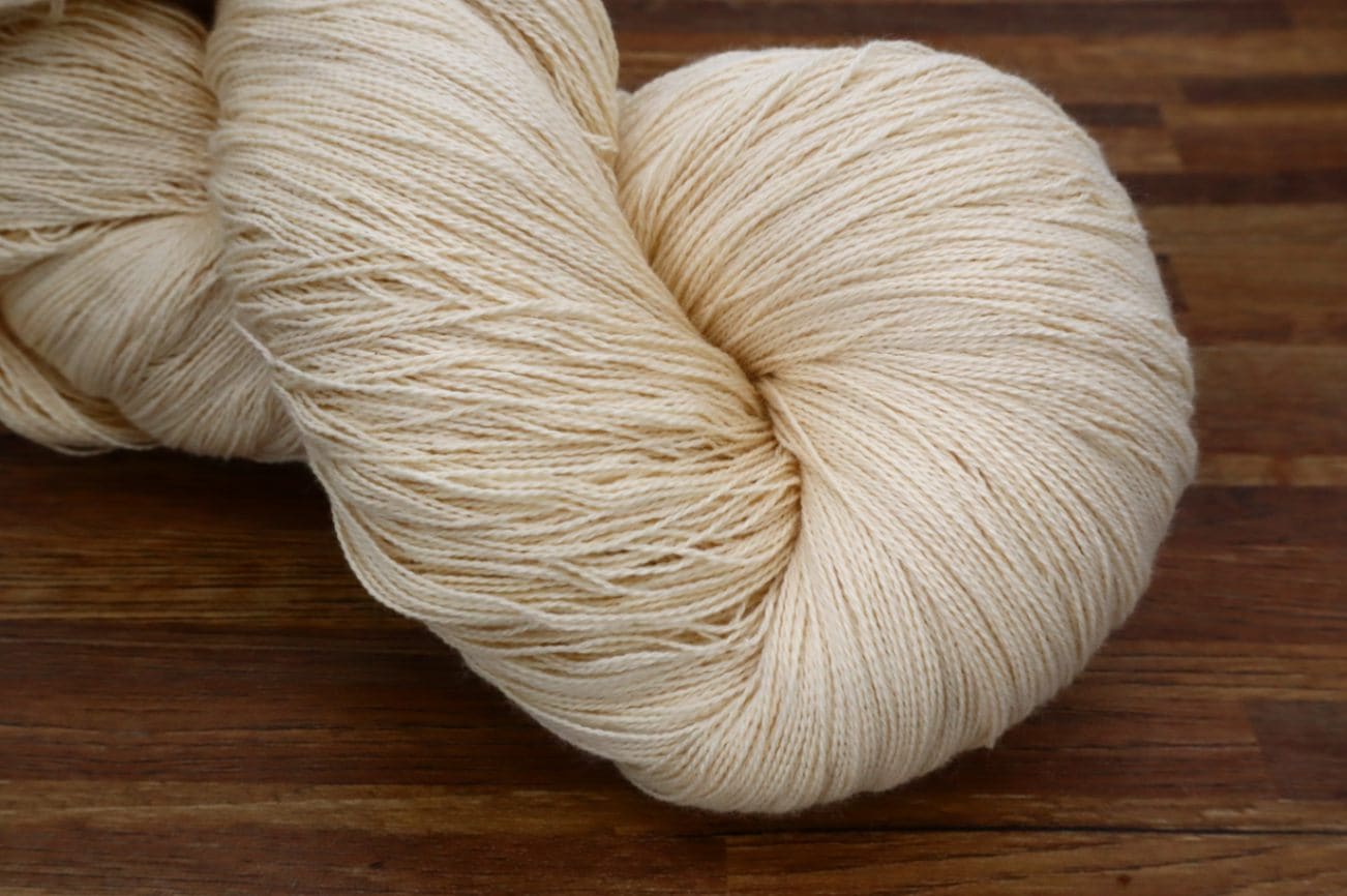 綿コーマ糸 10番手 綛