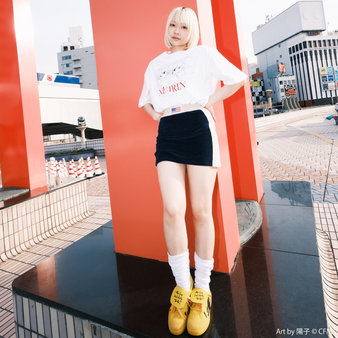 ԥץ饯 ̩βɱᥤ꡼ Lady Doll T-Shirts