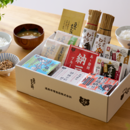 【10種食べ比べ 納豆 セット】 黒豆 ギフト 食べ物 なっとう ナットウ わら納豆 高級納豆 食べ比べ 食べ比べセット ご飯のお供 詰め合わせ お取り寄せ 大豆 北海道 お取り寄せグルメ プレゼント 贈り物 | 藁納豆 健康食品 ごはんのおとも 祖父 祖母 煎り黒豆