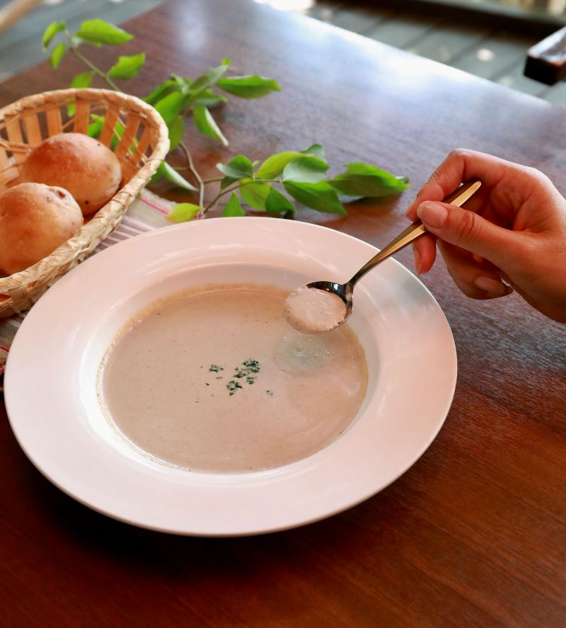 ごぼうとベーコンの豆乳ポタージュ