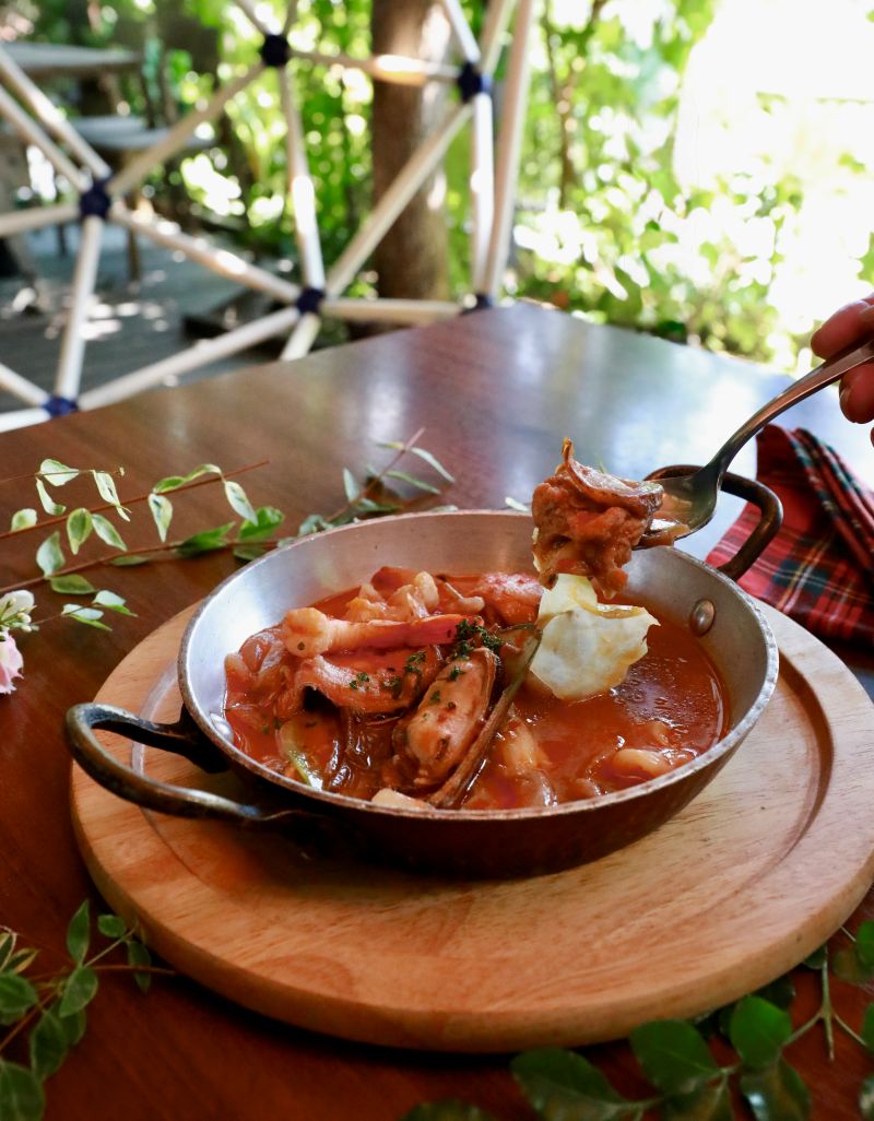 魚介たっぷりブイヤベース