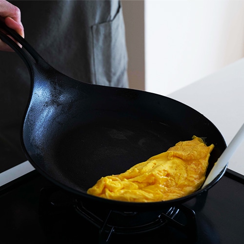 岩鋳 オムレット 24cm ブラックの通販【FLICKCART】