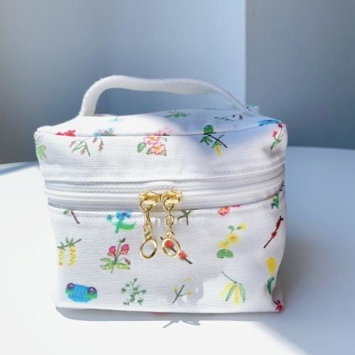 フラワー柄 白（ハーフサイズ）