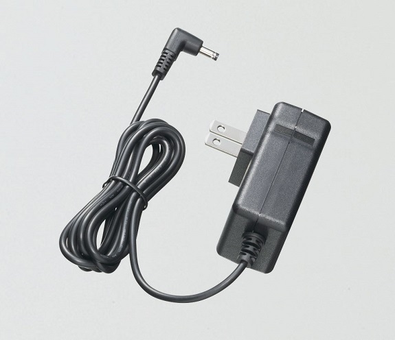 パイオニア カロッツェリア ポータブルナビACアダプター カーオーディオ Pioneer carrozzeria RD-AC001