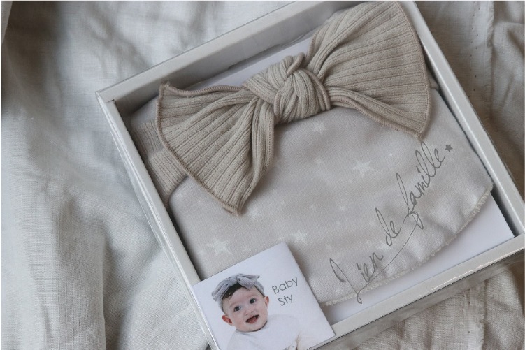 スタイ＆ヘアバンドセット メッセージシリーズ リヤンドファミーユ