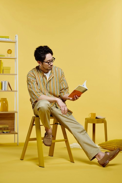 【出しっぱなしで美しい脚立】 長谷川工業 lucano（ルカーノ）2段｜自立式・ワンタッチ開閉・耐荷重100kg