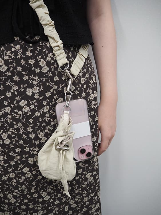 ALTROSE 巾着付き くしゅくしゅストラップ