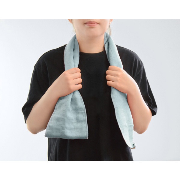 備長炭色合わせウォーキングタオル　水色