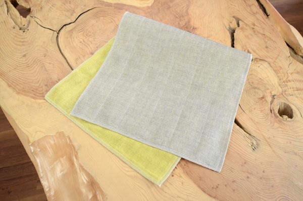 備長炭色合わせティータオル　刈安