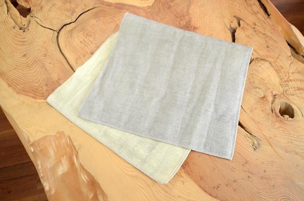 備長炭色合わせティータオル　黄水仙