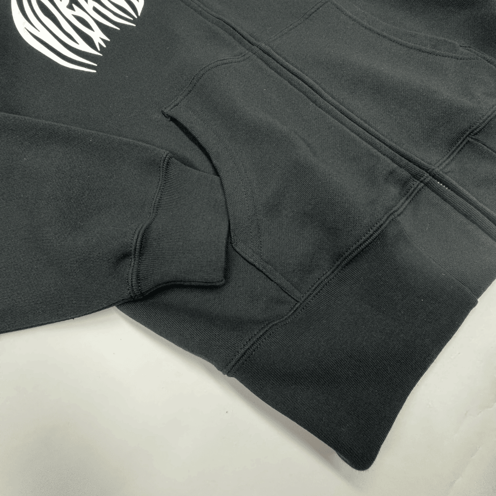 ウイングフーディー:WING HOODIE