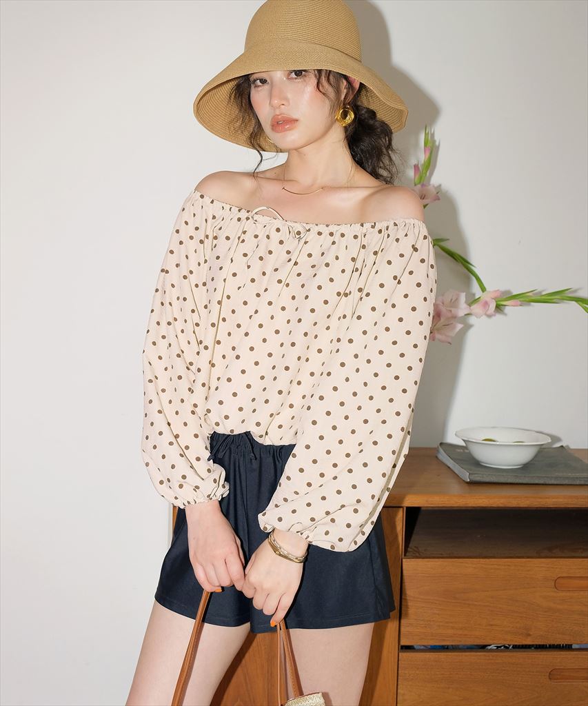 【2025年新作】カバーアップ オフショルダー バルーン セットアップ 体型カバー レディース