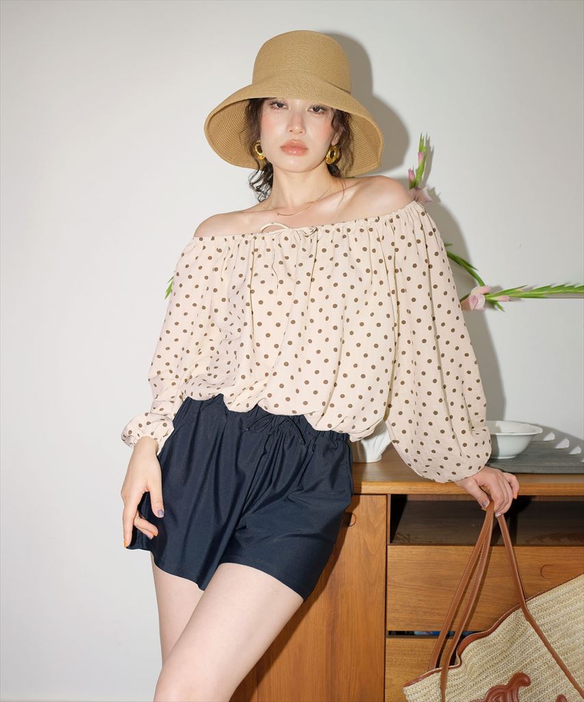 【2025年新作】カバーアップ オフショルダー バルーン セットアップ 体型カバー レディース