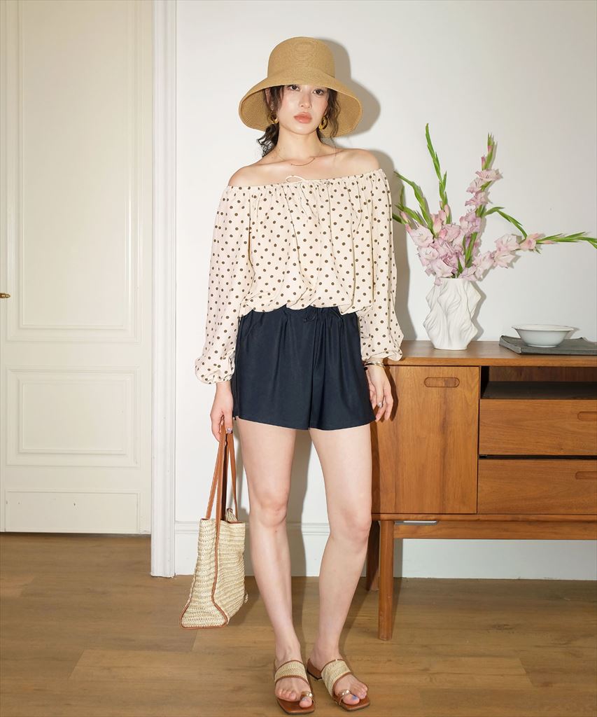 【2025年新作】カバーアップ オフショルダー バルーン セットアップ 体型カバー レディース