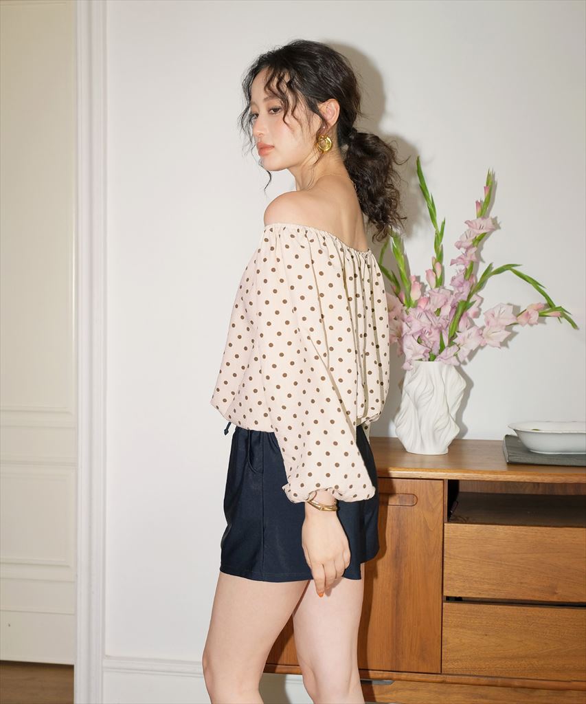 【2025年新作】カバーアップ オフショルダー バルーン セットアップ 体型カバー レディース