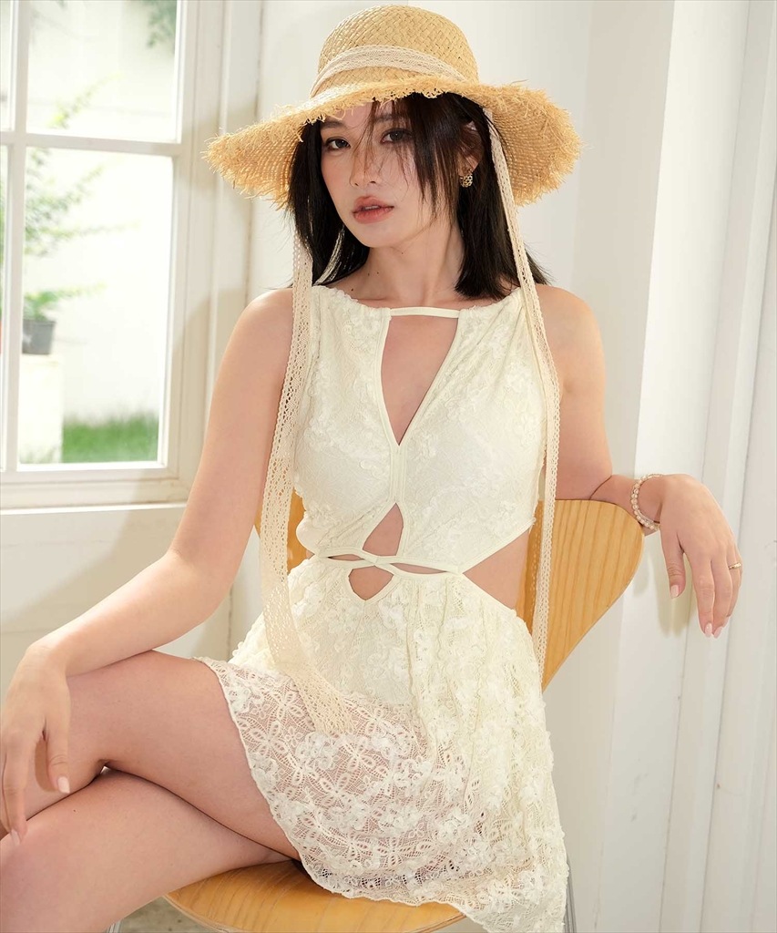 デザインカッティング レース ワンピース水着