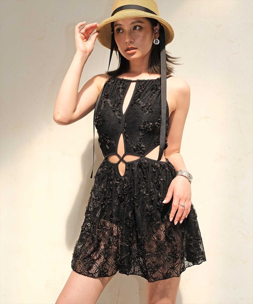 デザインカッティング レース ワンピース水着