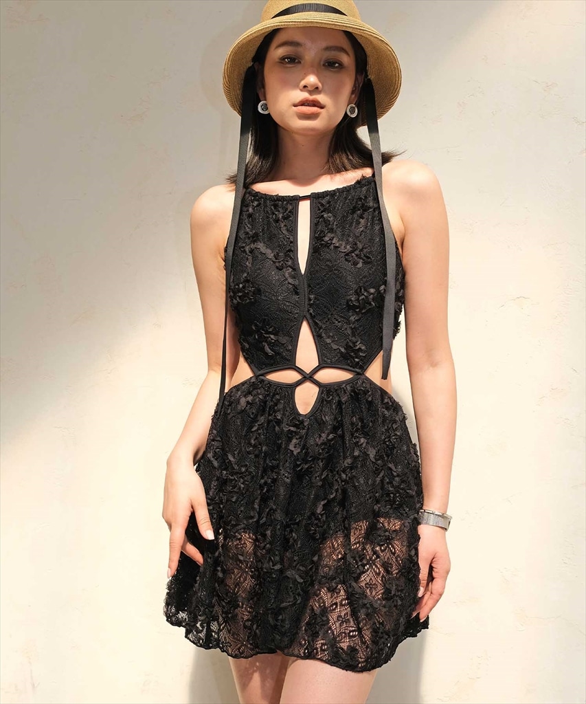 デザインカッティング レース ワンピース水着