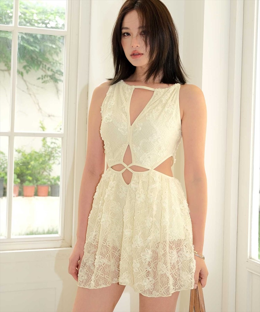 デザインカッティング レース ワンピース水着