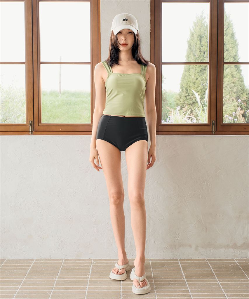 【UVカット】水着 レディース 体型カバー ヘンリーネック ラッシュガード 長袖 レギンス 付き タンキニ ショートパンツ