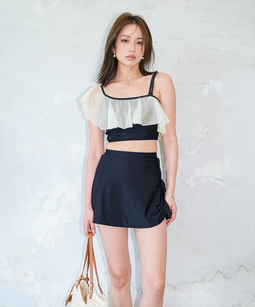 【Chicwish】フリルカットアウト ワンショルダービキニセット ワンショルダー フリル ビキニ 水着 セットアップ | 水着