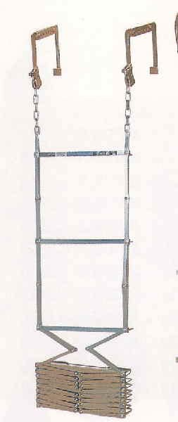 避難はしご（折りたたみ式） 4型（有効長3.63m）