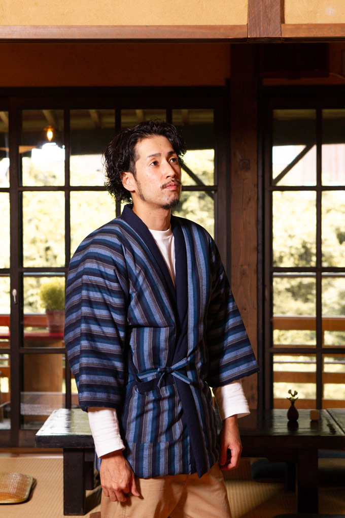 綿入れはんてん 男性用 前合わせ兼用 紬織 かつお縞 フリーサイズ プレゼント 日本製