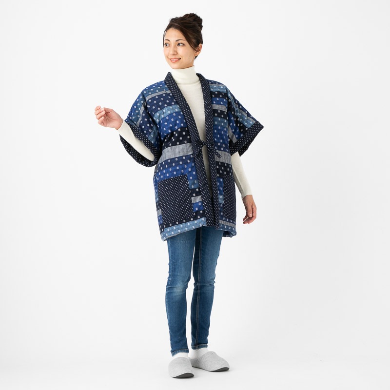 綿入れはんてん ランダム切替奴型 女性用 ＜日本製 久留米産＞ 袢纏 半天 半纏 どてら ちゃんちゃんこ 丹前 おしゃれ あたたかい 部屋着 手づくり 綿100% レディース 敬老の日 プレゼント